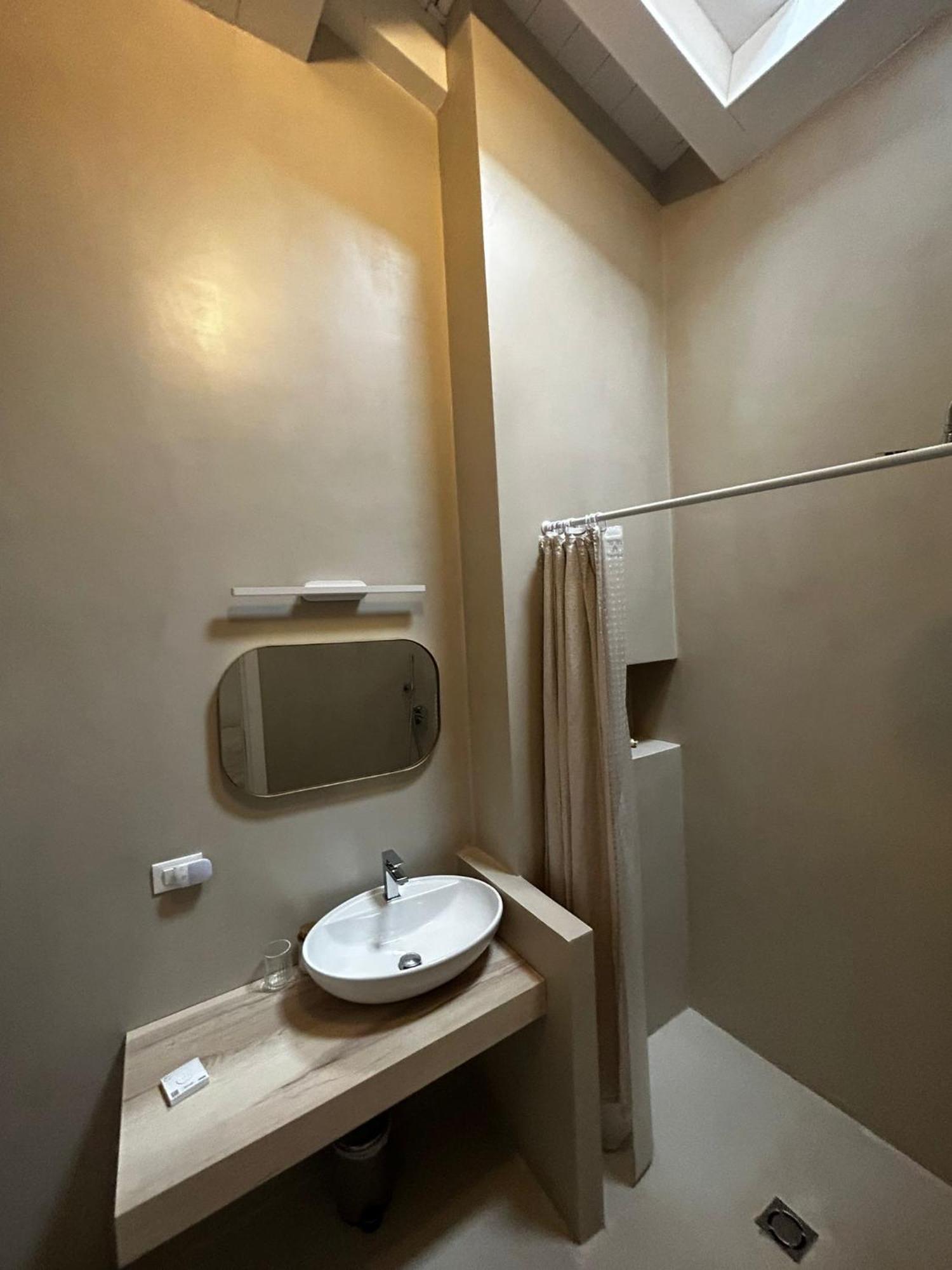 Waterfront Balcony I Grani 5 Resort Grand Suite Livorno Exterior photo