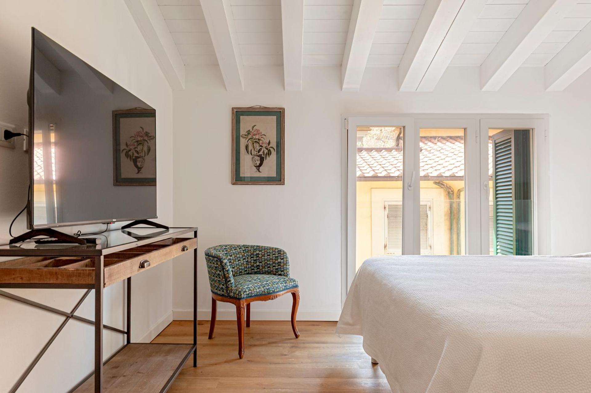 Waterfront Balcony I Grani 5 Resort Grand Suite Livorno Exterior photo