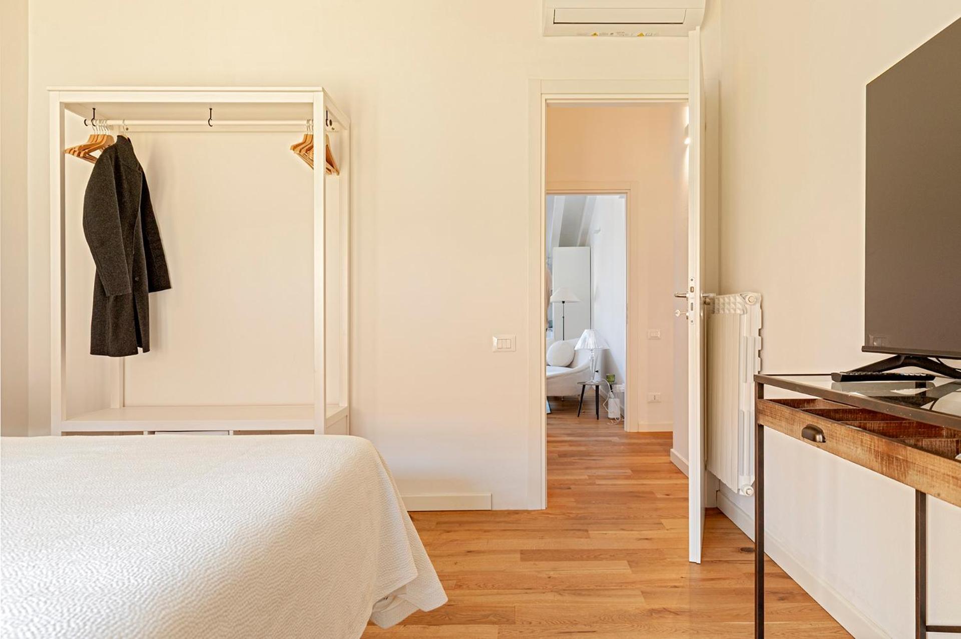 Waterfront Balcony I Grani 5 Resort Grand Suite Livorno Exterior photo